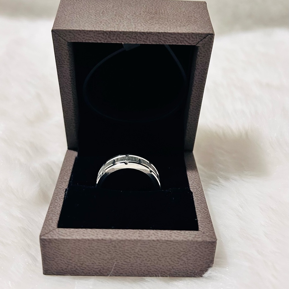 Men’s Tungsten Carbide Ring 7.5